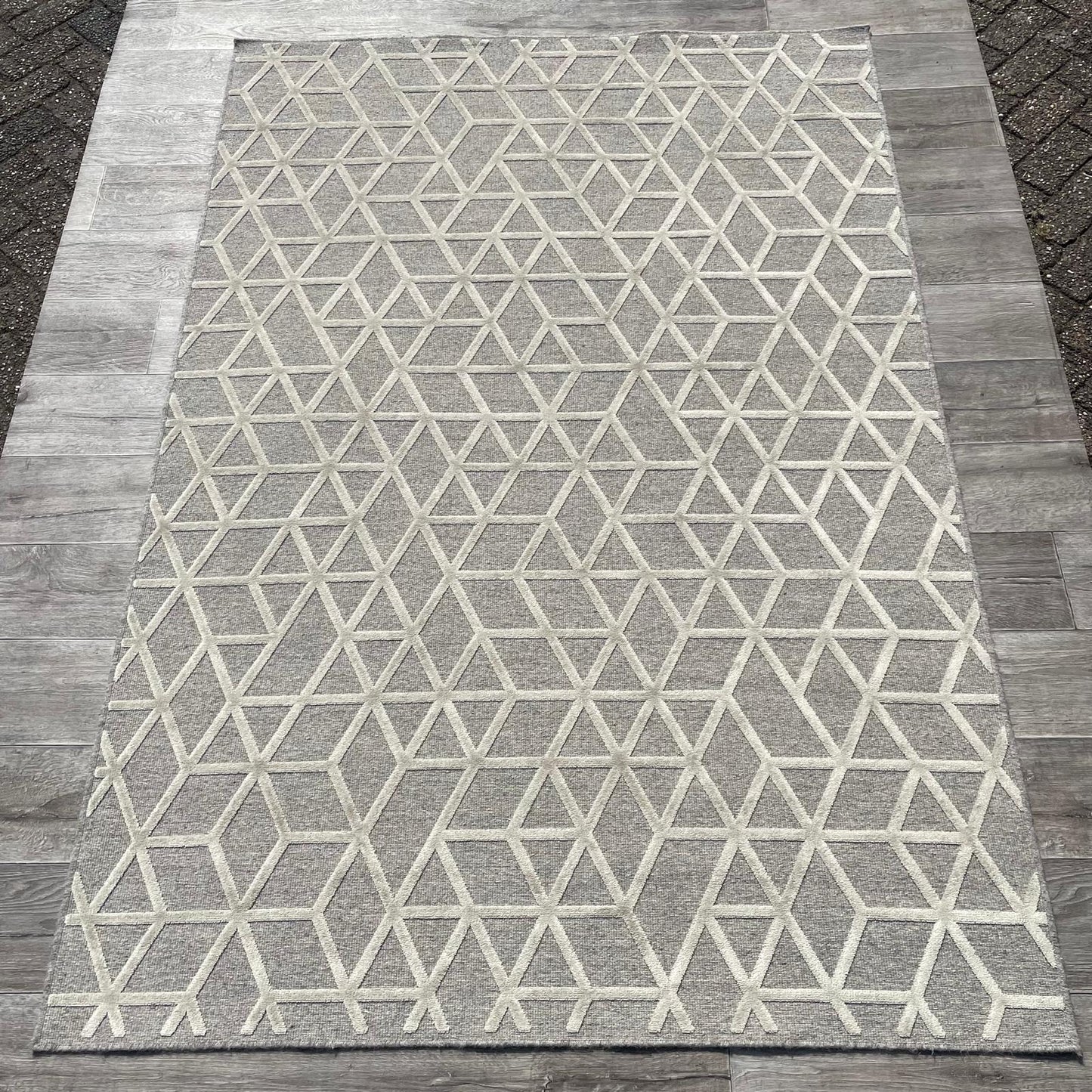 Brinker Carpets Graphix Dessin 826 Beige Off White Vloerkleed - 160x230cm