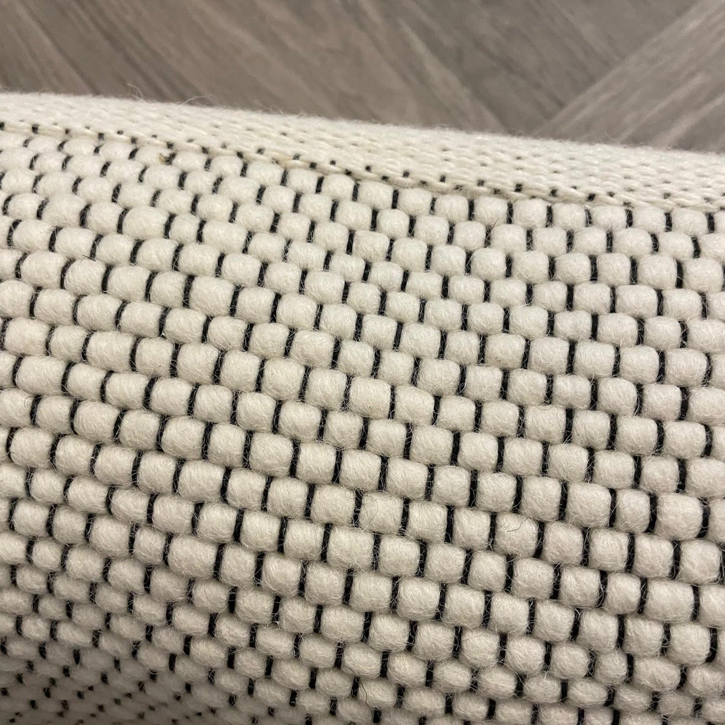 Brinker Carpets 10117 White Black Warp Vloerkleed - 160x230cm