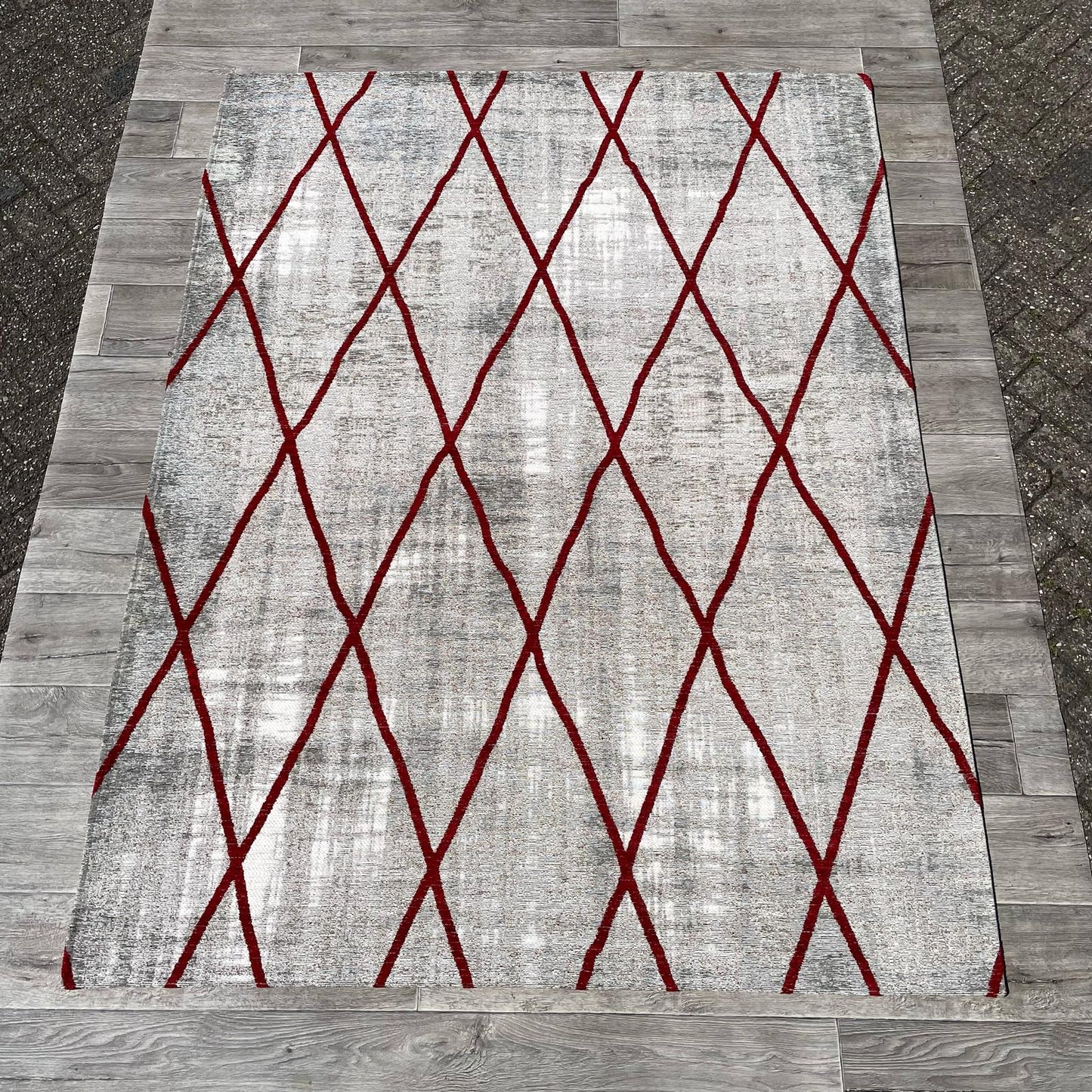 Brinker Carpets Retro Collection Cross Silver Red Vloerkleed - 170x230cm