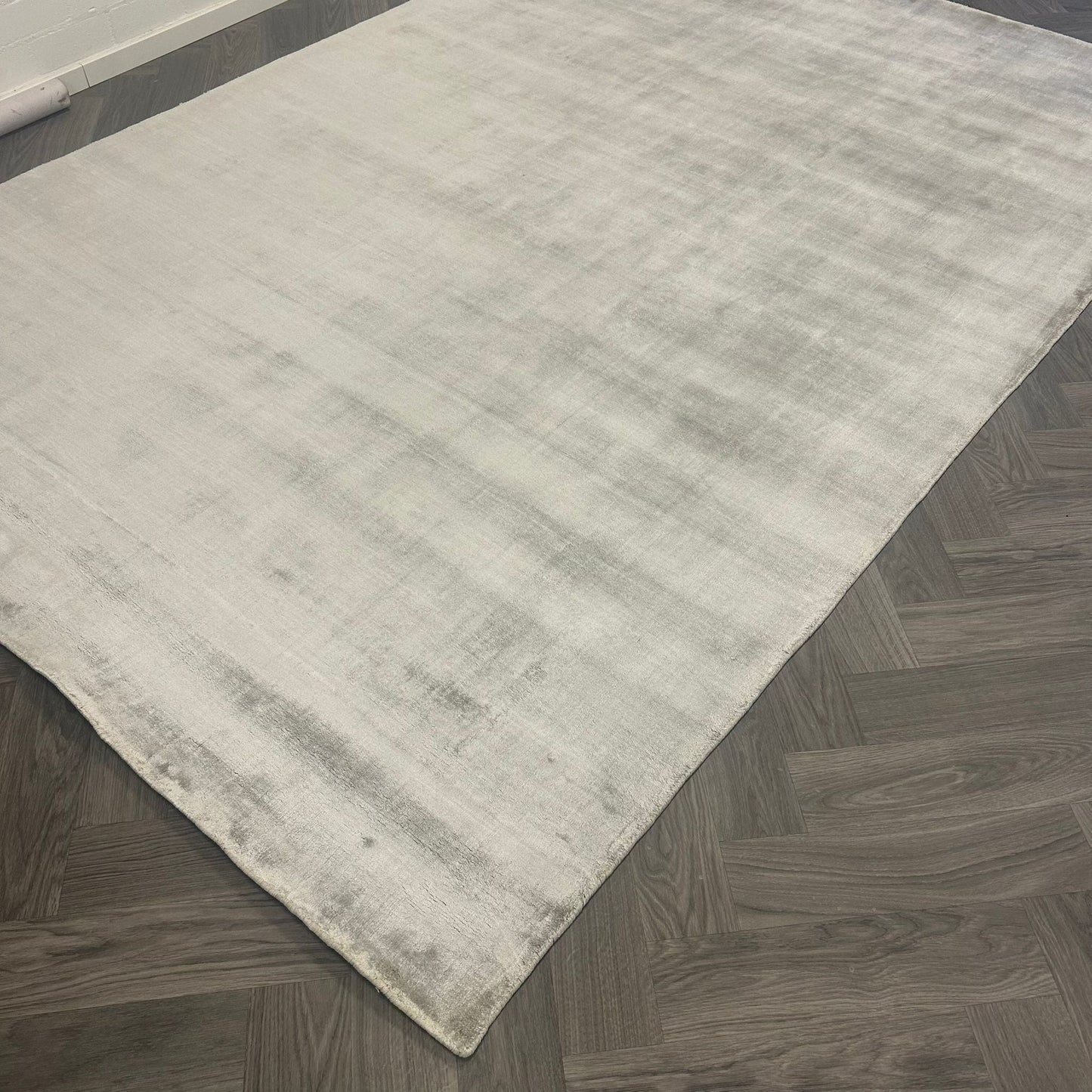 Goossens Russel Zilver vloerkleed 200x300cm