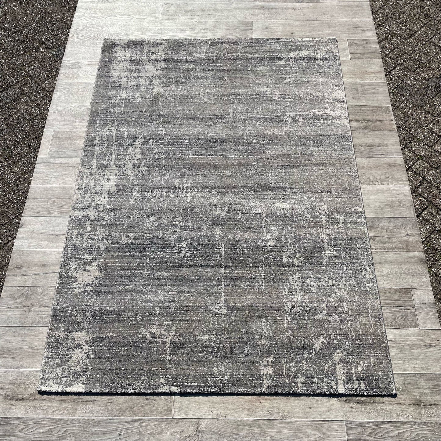 Brinker Carpets Touch 83 Grey Ivory Vloerkleed - 160x230cm