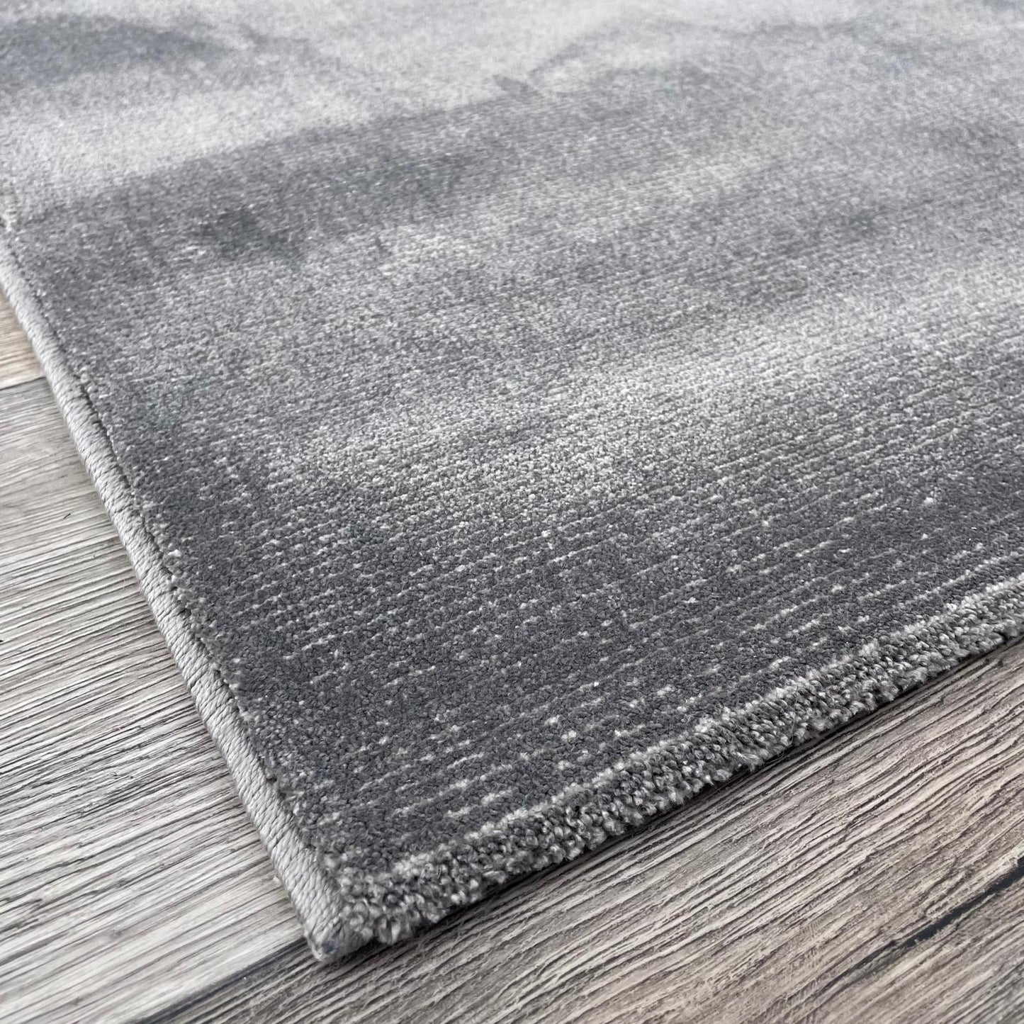 Brinker Carpets Touch Royal Tara Deluxe 124 Grey Vloerkleed - 160x230cm