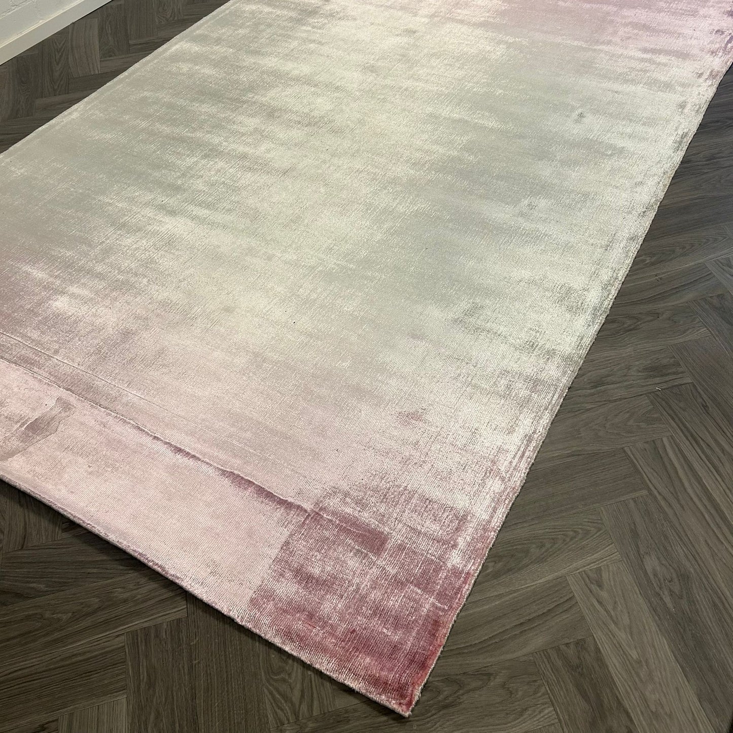 Brinker Carpets Velvet 11995 Powder vloerkleed 200x300cm