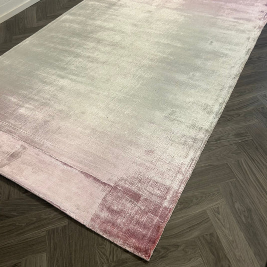 Brinker Carpets Velvet 11995 Powder vloerkleed 200x300cm