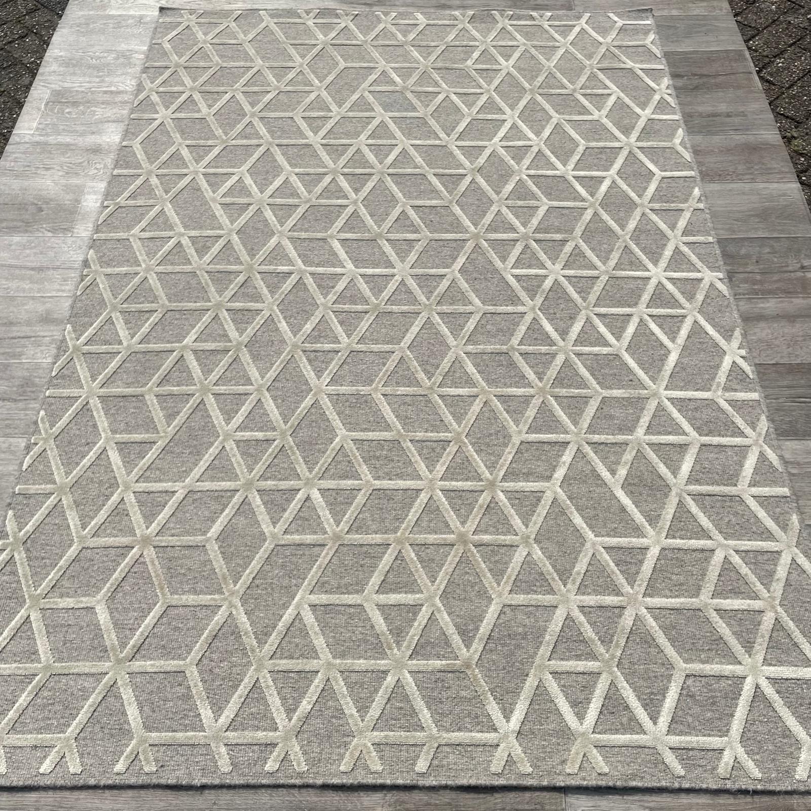 Brinker Carpets Graphix Dessin 826 Beige Off White Vloerkleed - 160x230cm
