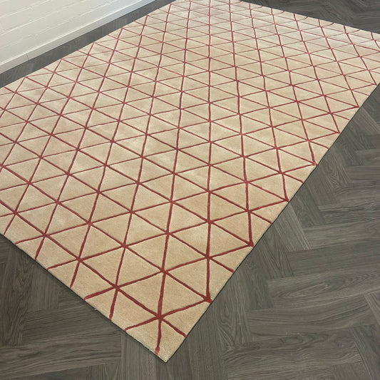 Leolux Girisha Red vloerkleed 200x300cm