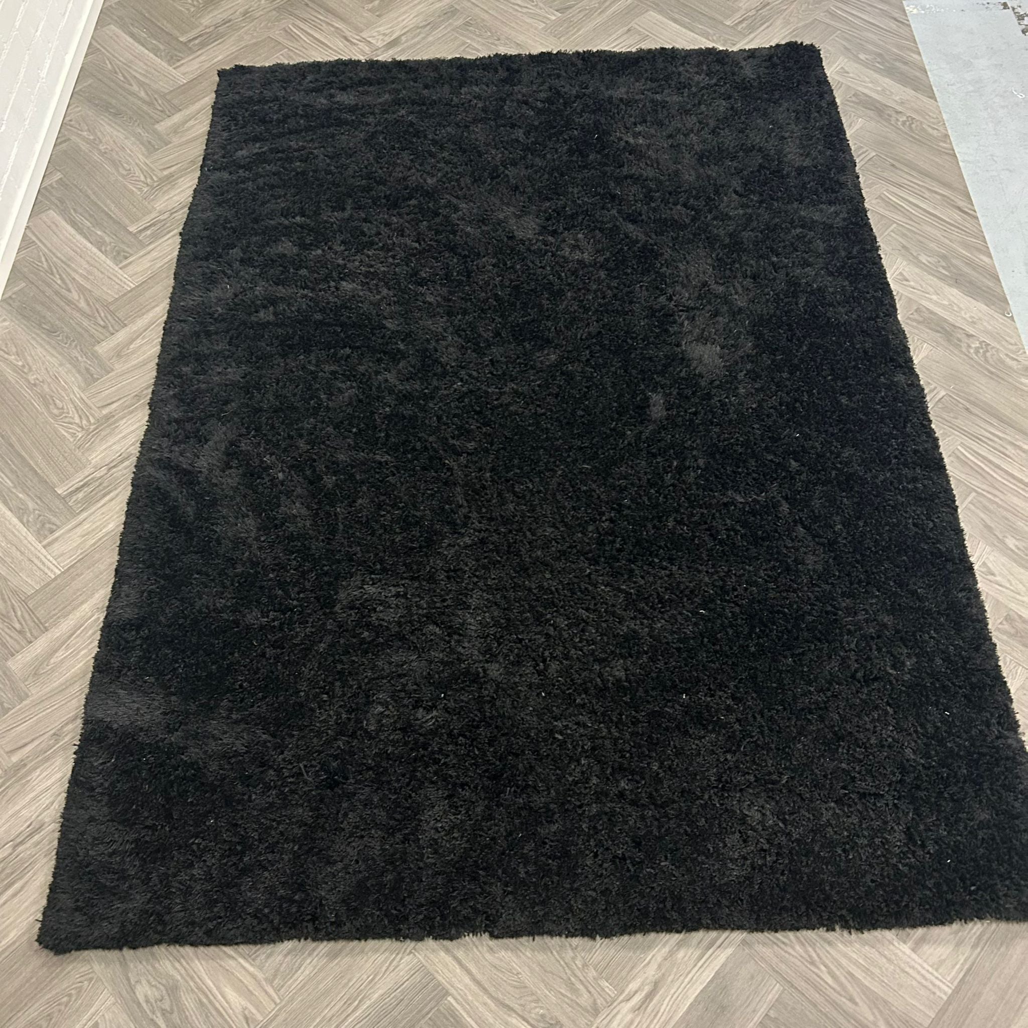 Brinker Carpets Nanda 107 Zwart - 200x300cm