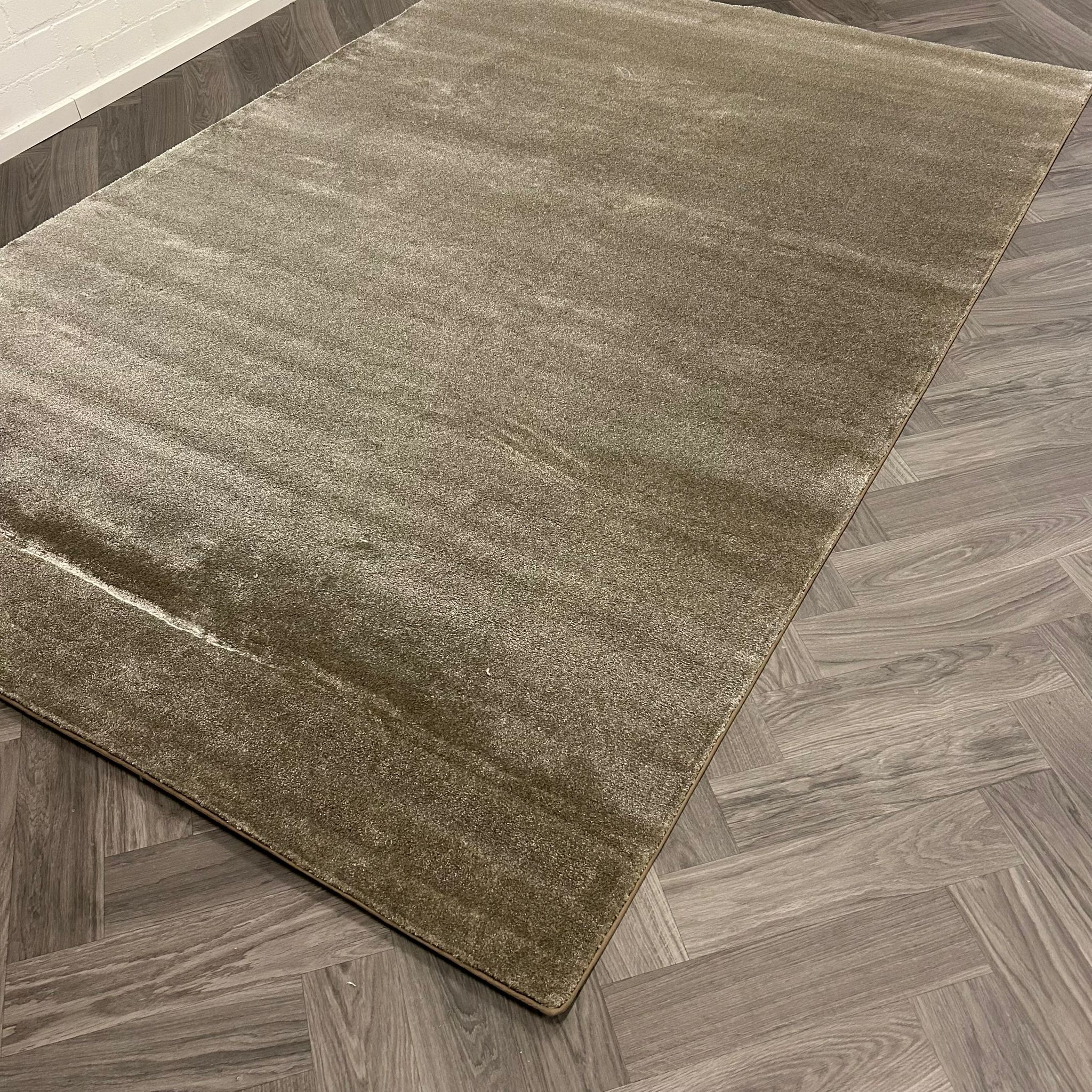 Brinker Carpets Riviera Almond - 200x300cm