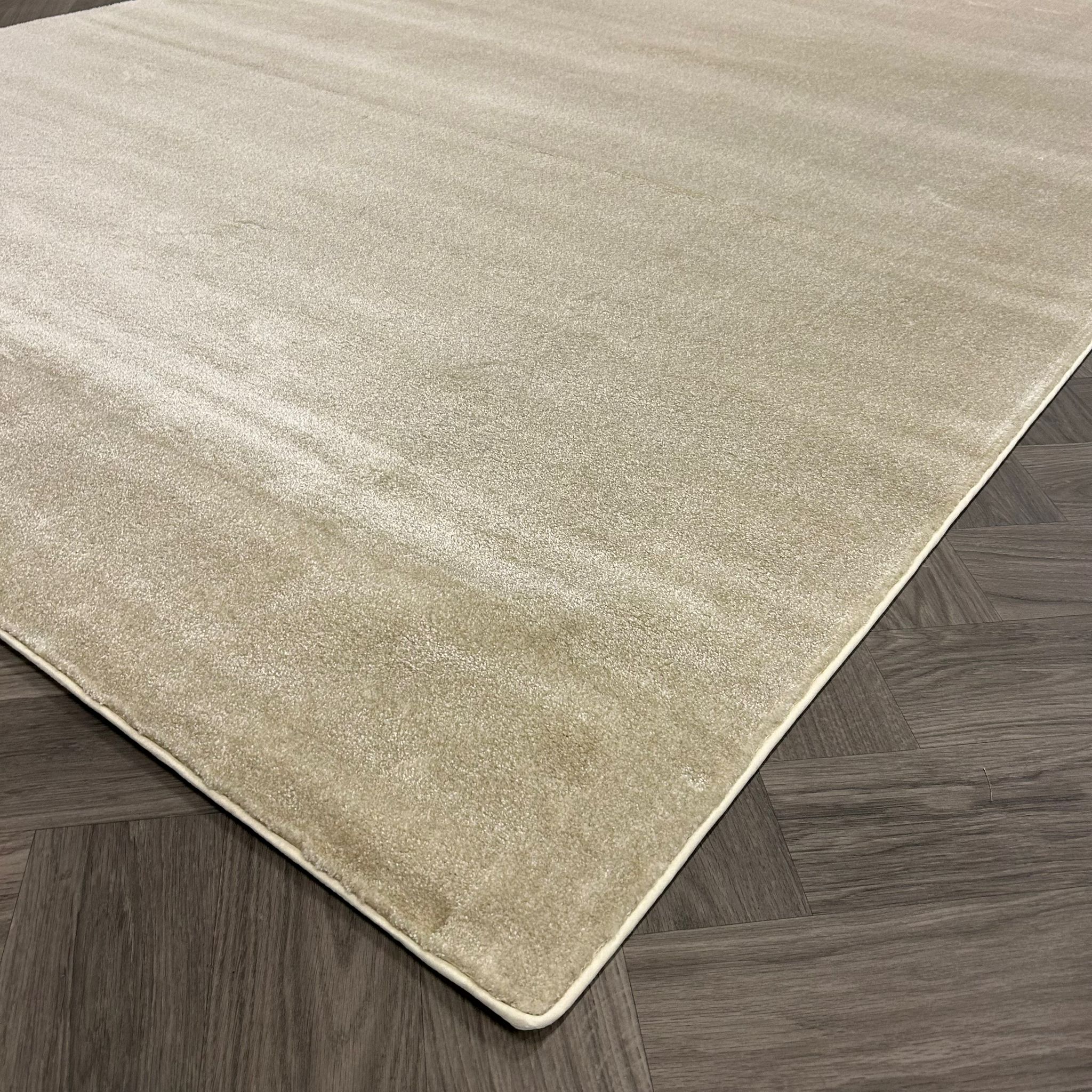 Brinker Carpets Riviera Ivory - 200x300cm