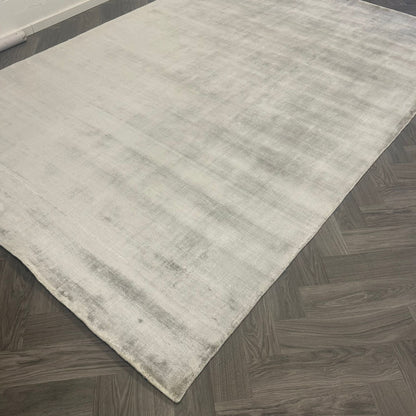 Goossens Russel Zilver vloerkleed 200x300cm