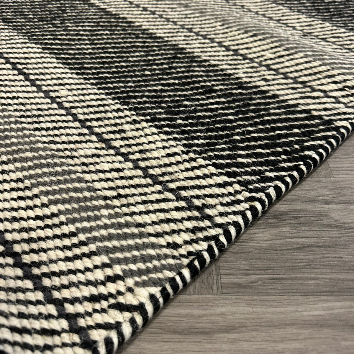 Brinker Airbag White Grey Vloerkleed - 200x290cm - QF Living