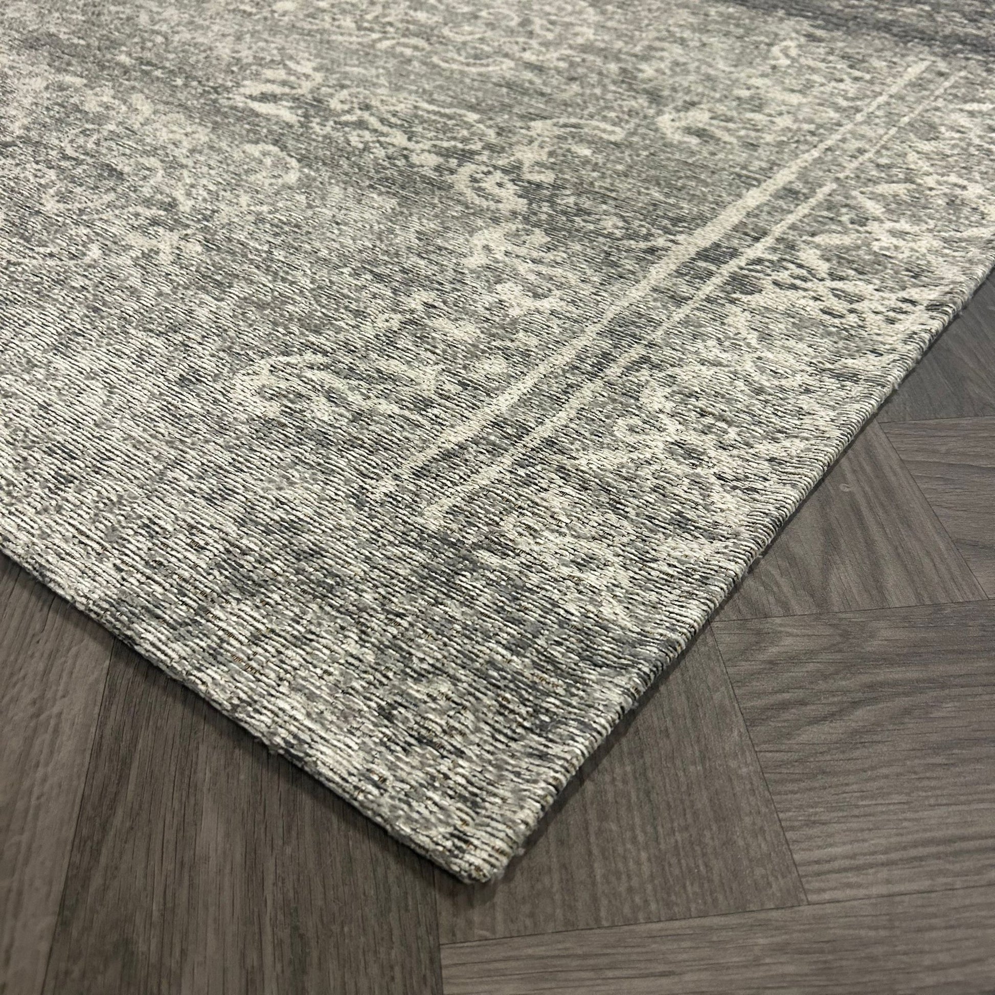 Brinker Bria Light Grey Vloerkleed - 240x340cm - QF Living