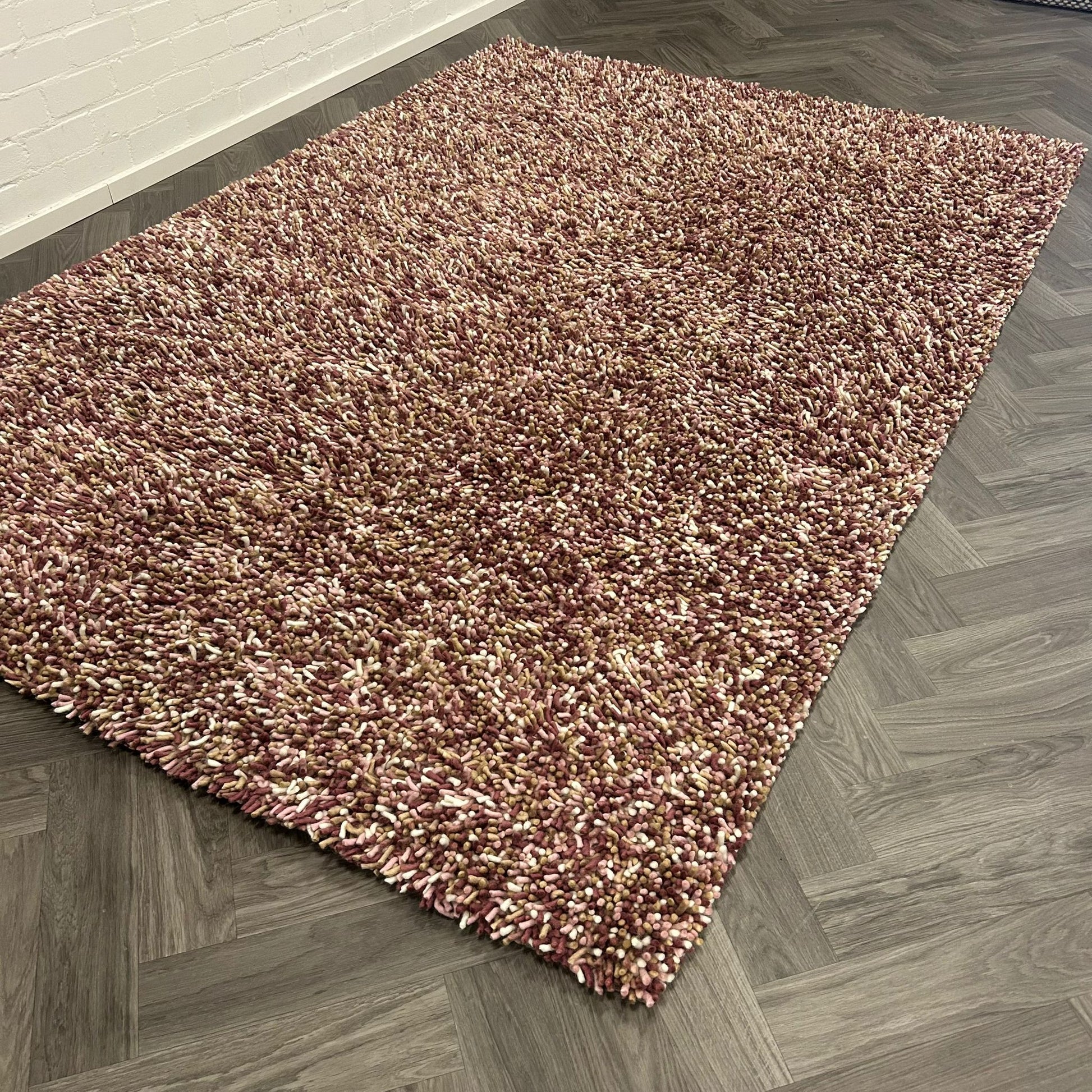 Brinker Carpets Alto Wine Red 325 Vloerkleed - 200x300cm - Vloerkleden Koning