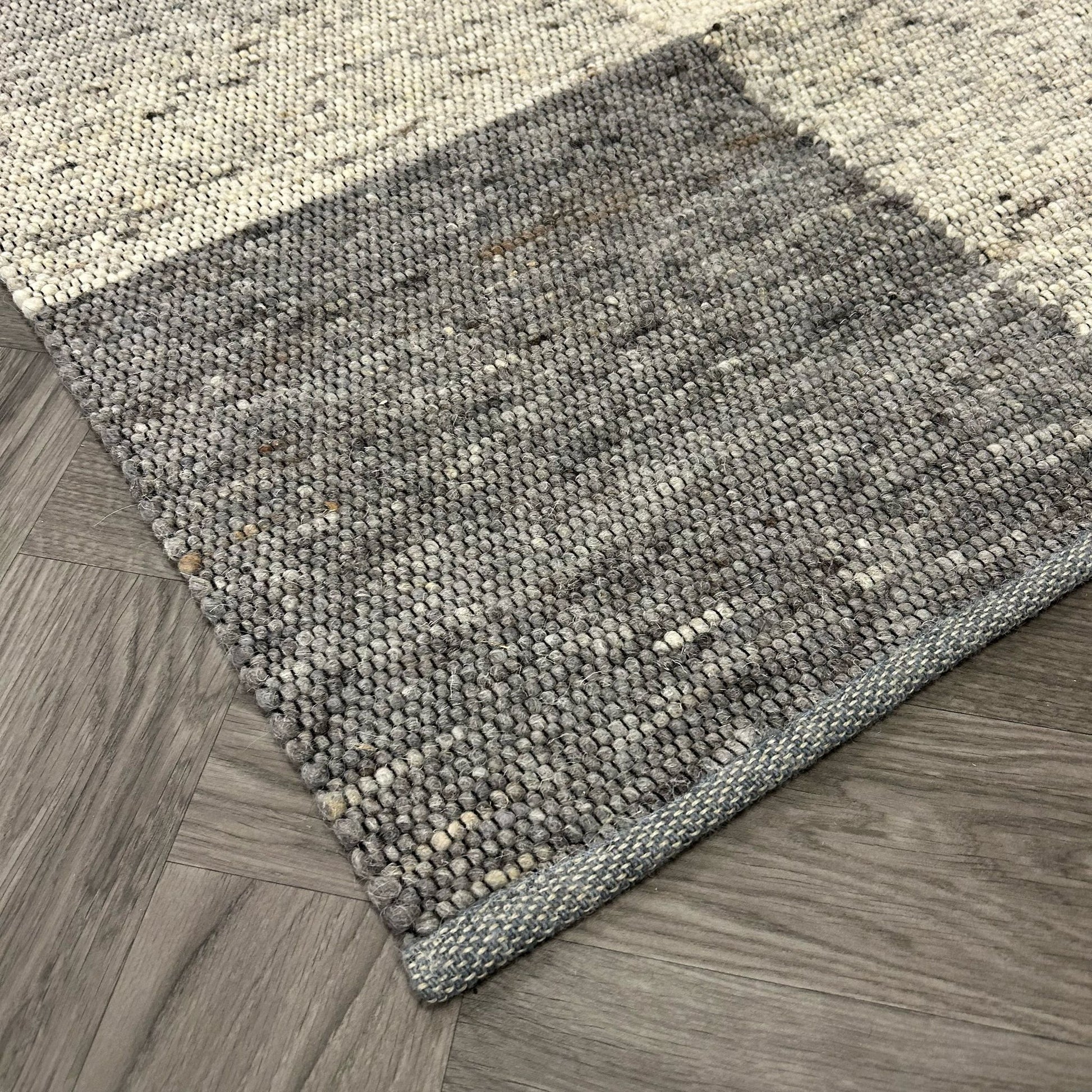 Brinker Carpets Basilicaal Loft 1768 Vloerkleed - 170x230cm - aanzicht 3 - Vloerkleden Koning
