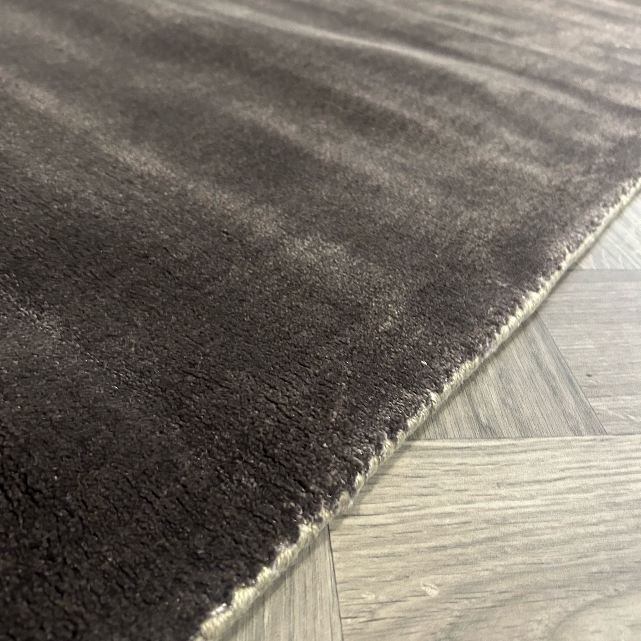 Brinker Carpets Goossens Ferron Donkerbruin Vloerkleed - 170x230cm - Vloerkleden Koning