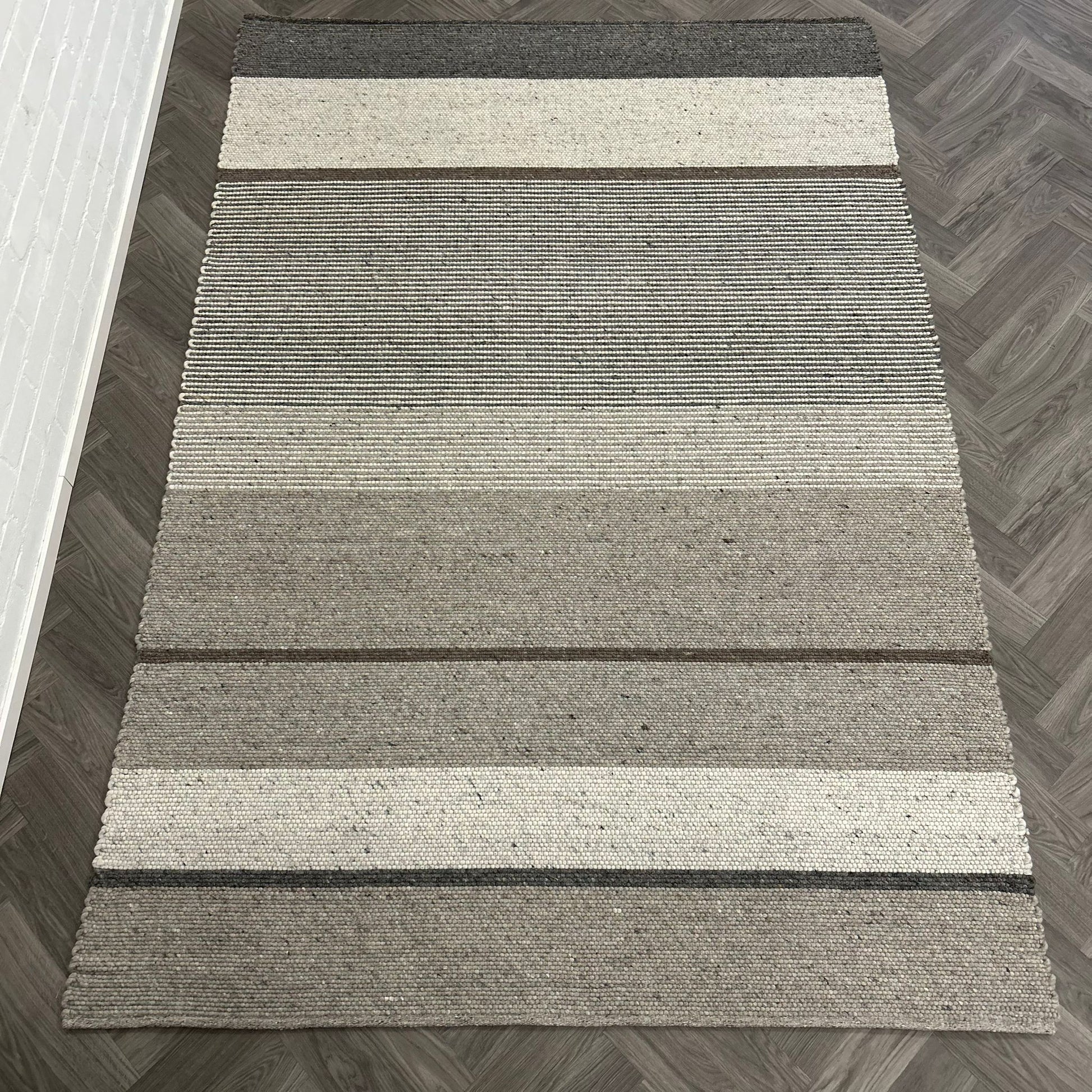 Brinker Carpets Kjul Grey Vloerkleed - 200x300cm - aanzicht 3 - Vloerkleden Koning