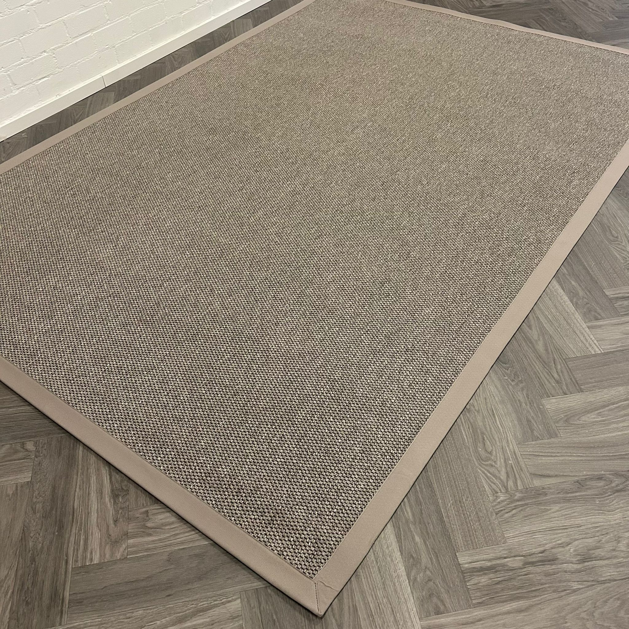 Brinker Carpets Lima 3415 Dark Beige - 200x300cm - aanzicht 1 - Vloerkleden Koning