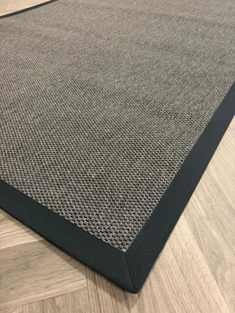 Brinker Carpets Lima Black Vloerkleed - 165x230cm