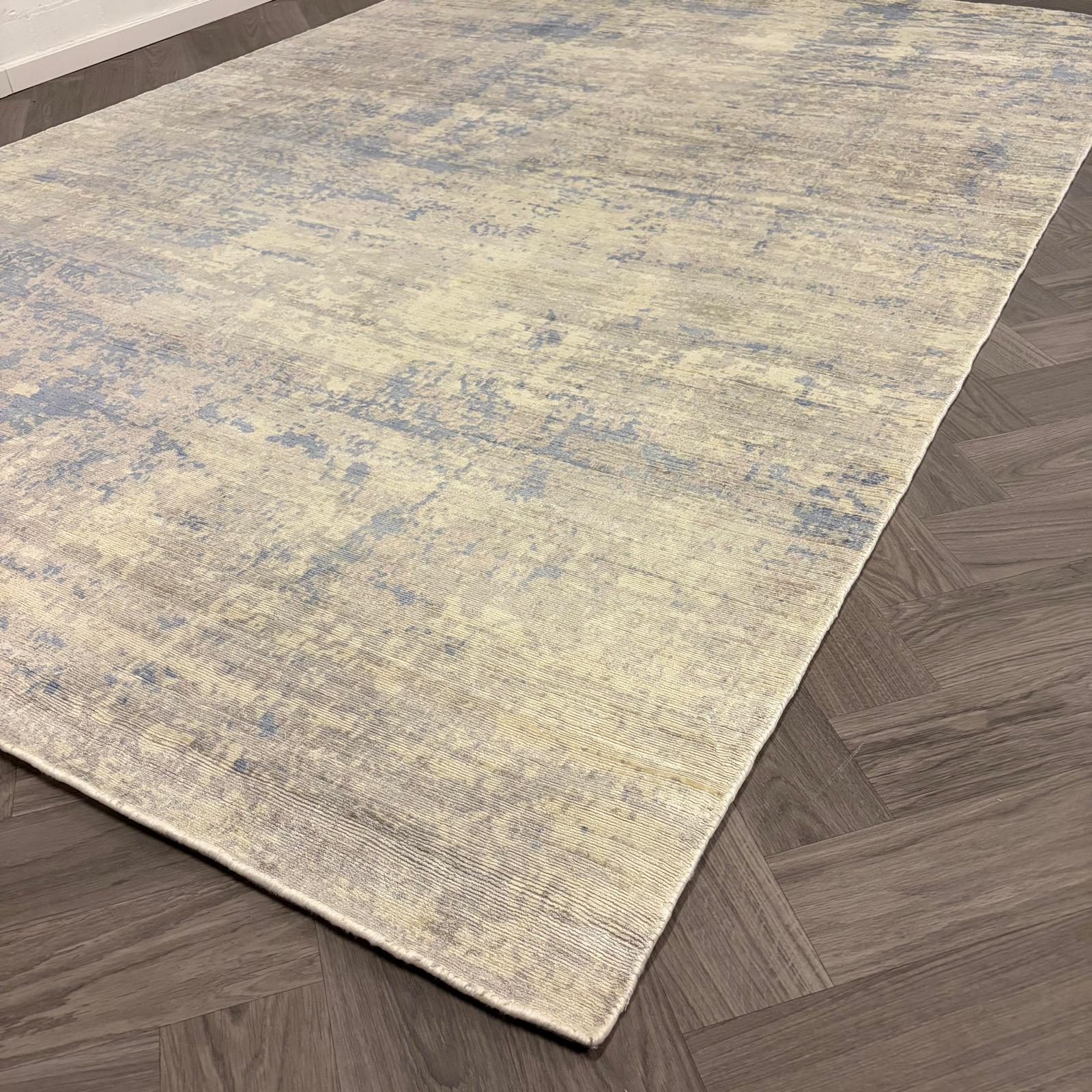 Brinker Carpets Limoux Sky 2 Vloerkleed - 200x300cm - aanzicht 4 - Vloerkleden Koning