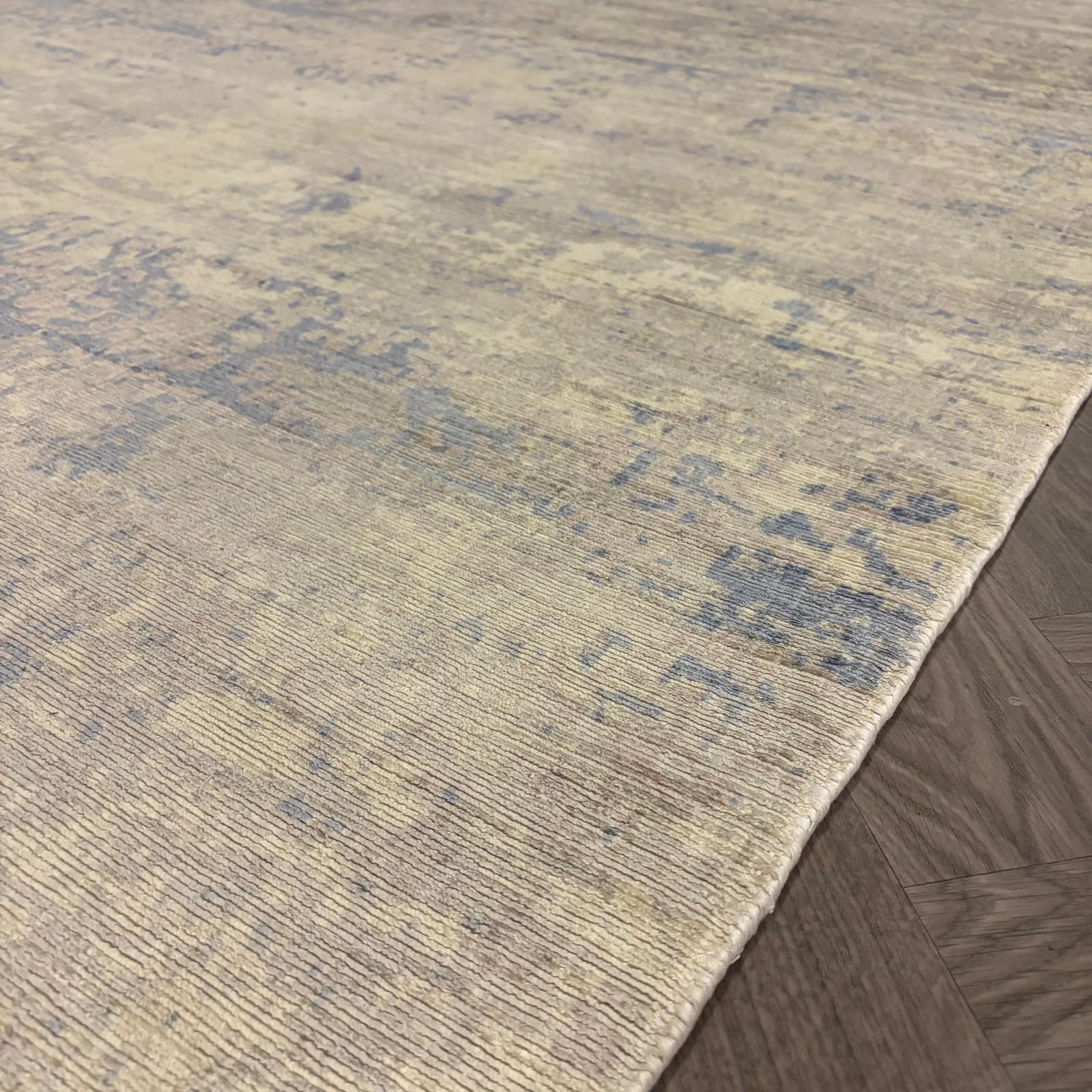 Brinker Carpets Limoux Sky 2 Vloerkleed - 200x300cm - aanzicht 3 - Vloerkleden Koning