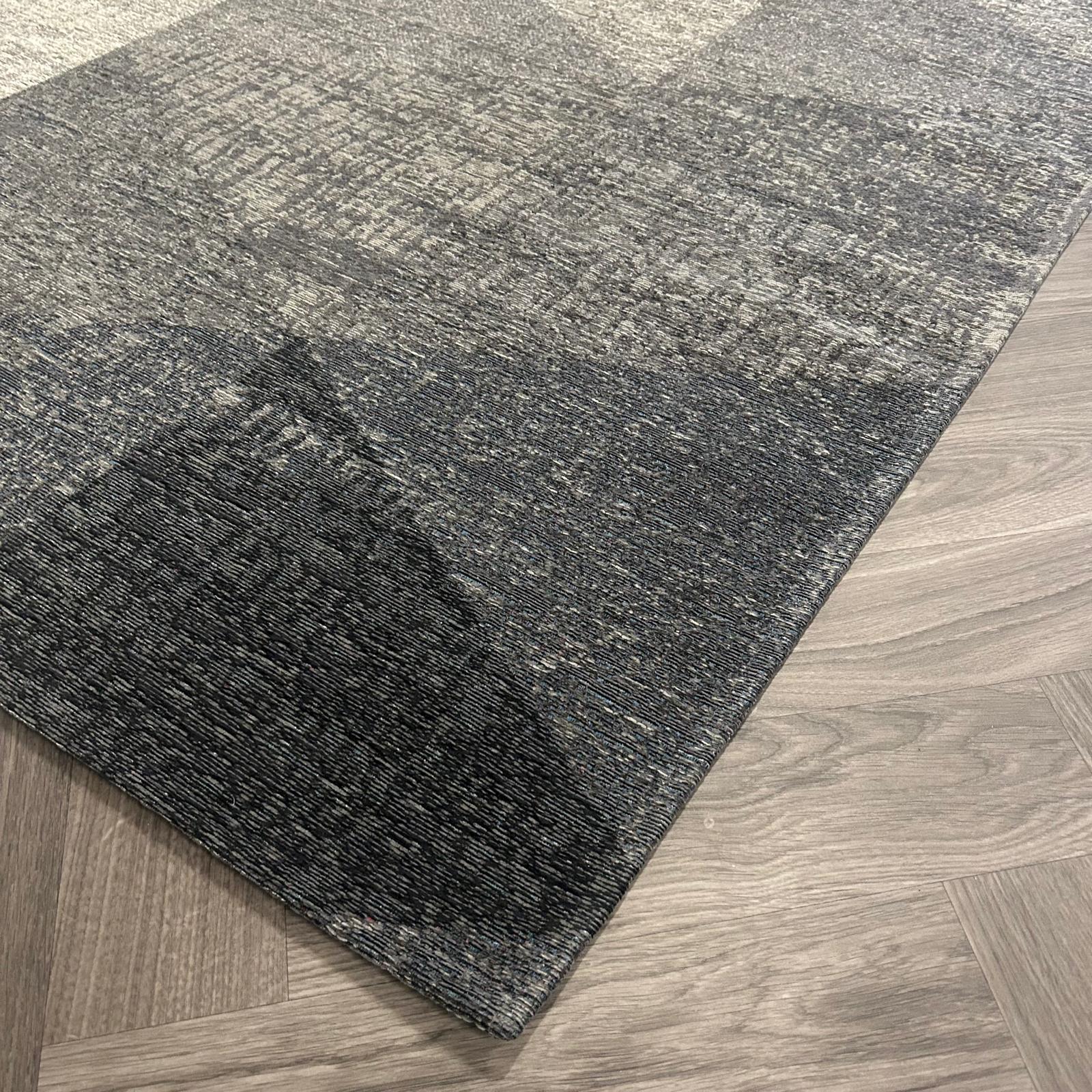Brinker Carpets Nika Silver Vloerkleed - 170x230cm - aanzicht 3 - Vloerkleden Koning