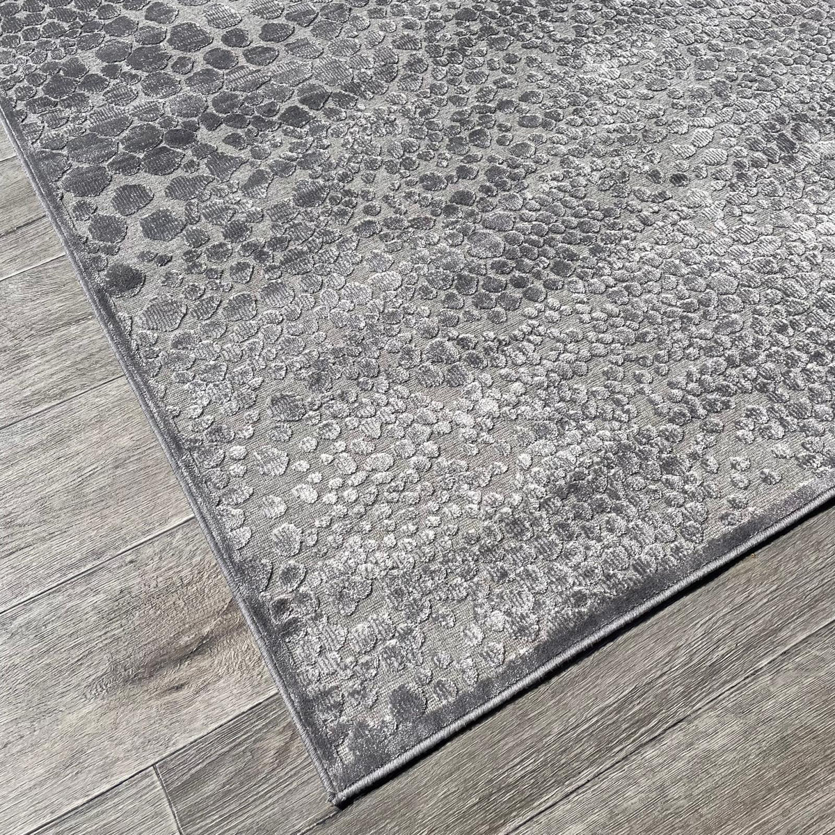 Brinker Carpets Onyx Dessin 880 Grey Silver Vloerkleed - 160x230cm - aanzicht 3 - Vloerkleden Koning