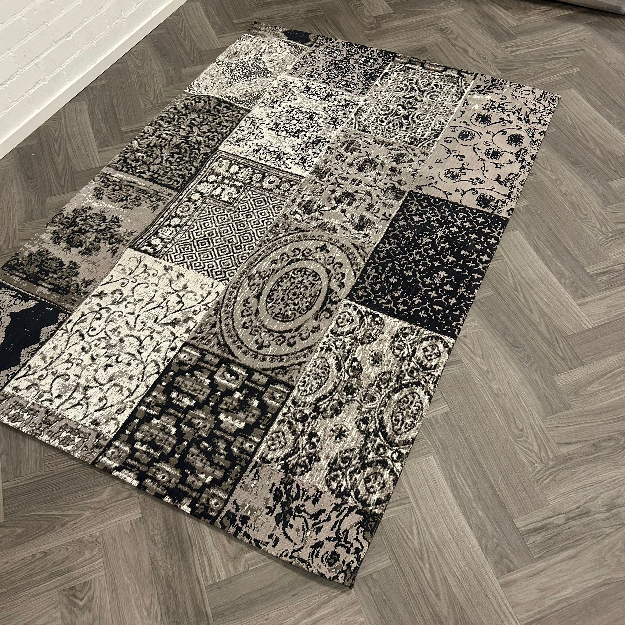 Brinker Carpets Output 905 Vloerkleed - 160x240cm - Vloerkleden Koning