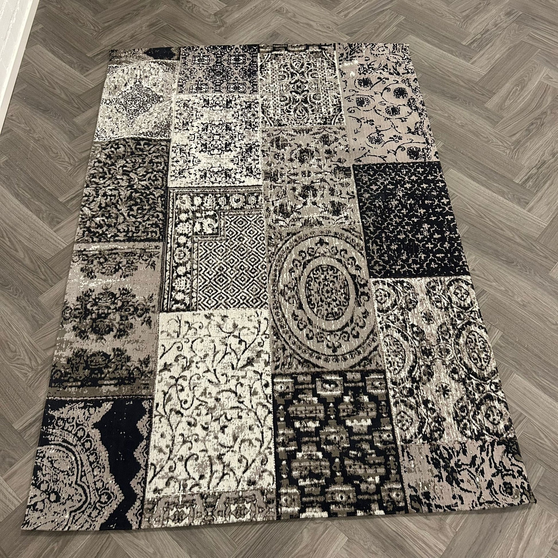 Brinker Carpets Output 905 Vloerkleed - 160x240cm - Vloerkleden Koning