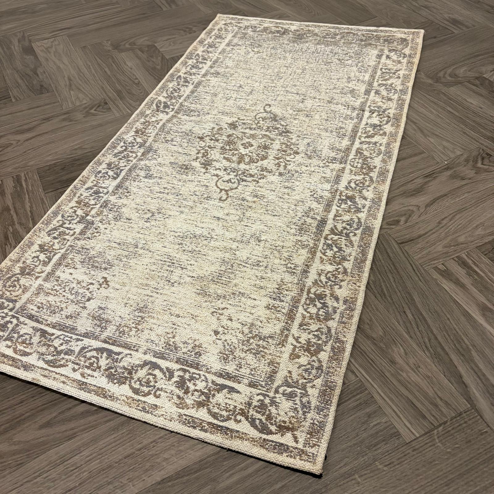 Brinker Carpets Pinkpop Sand Vloerkleed - 70x140cm - aanzicht 1 - Vloerkleden Koning