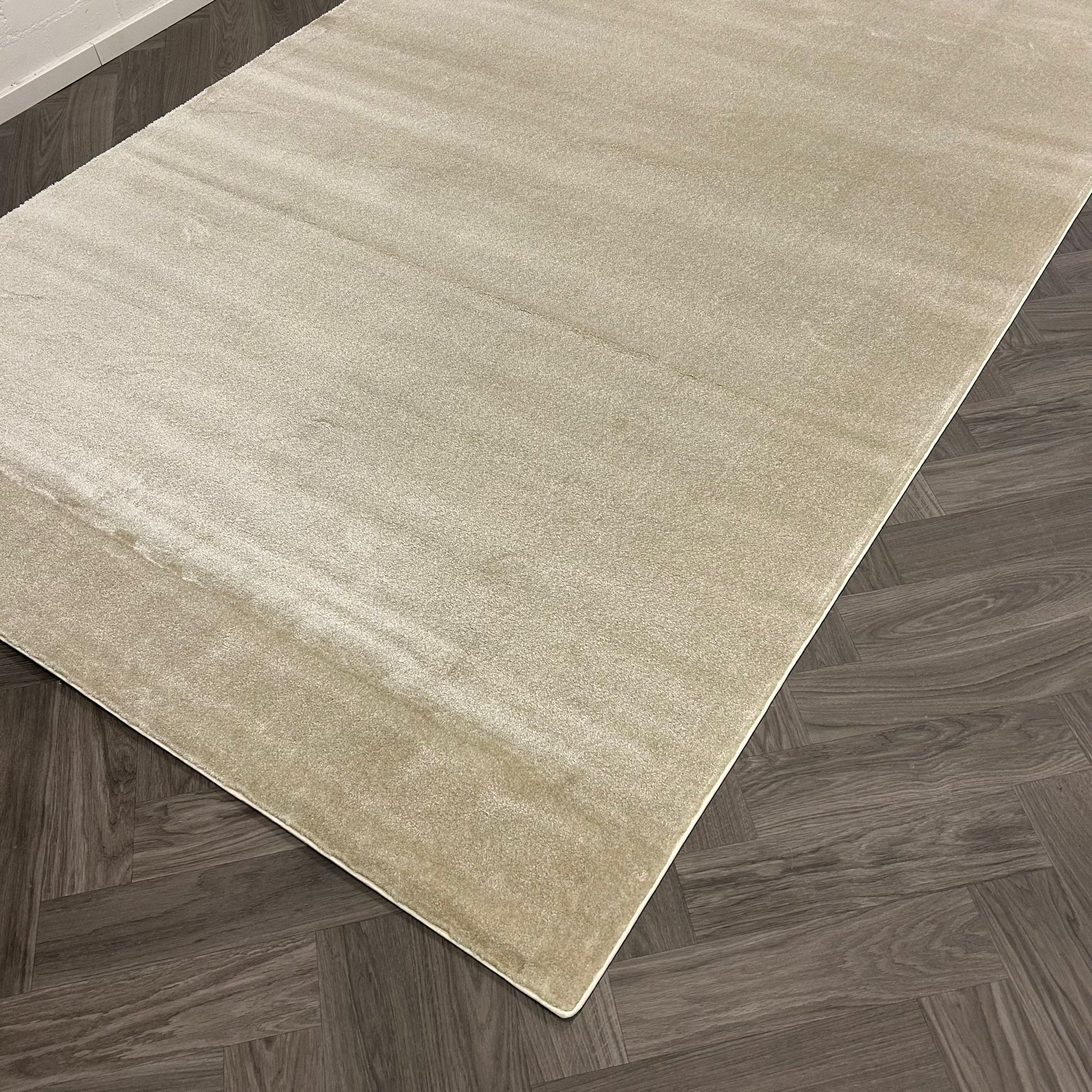 Brinker Carpets Riviera Ivory - 200x300cm - aanzicht 1 - Vloerkleden Koning