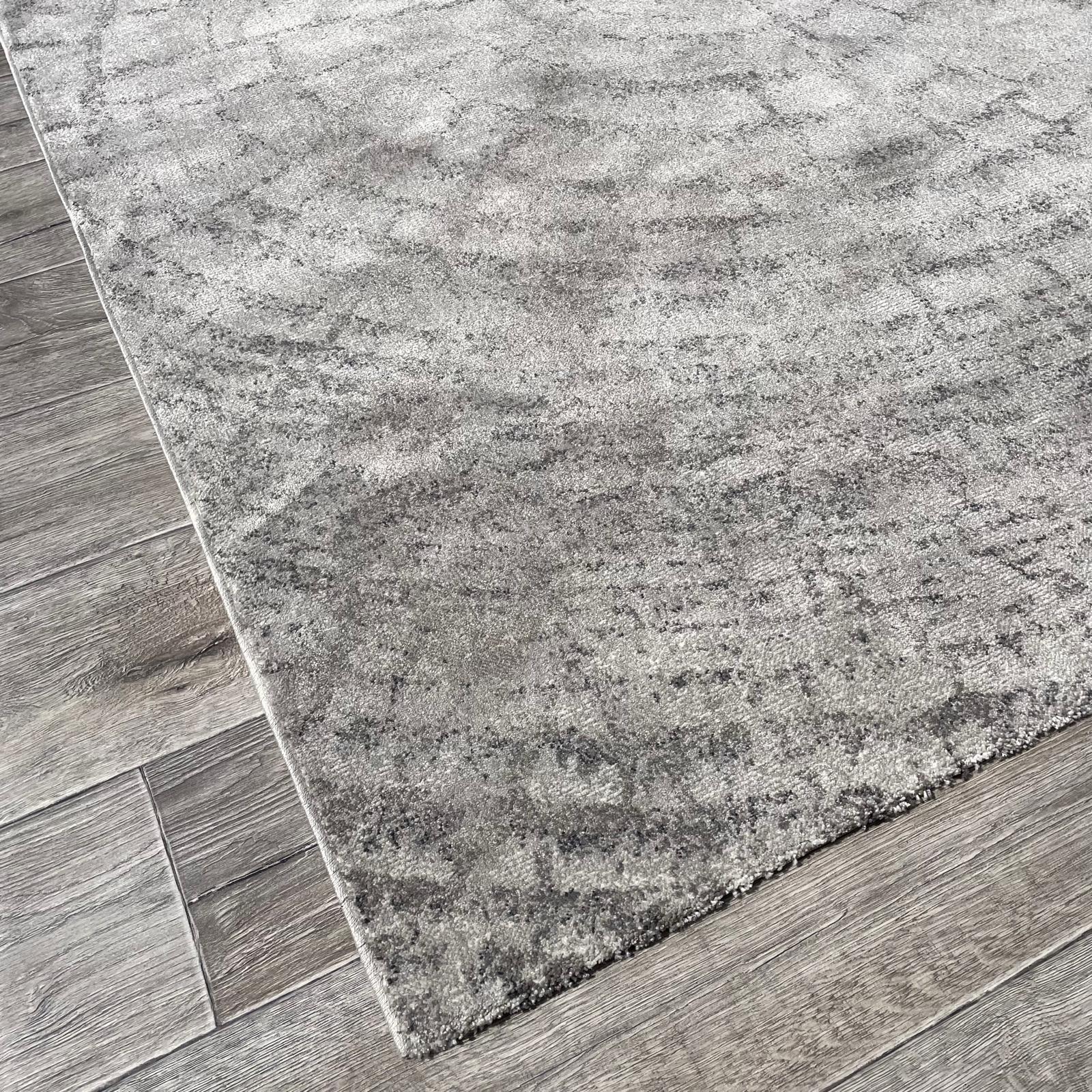 Brinker Carpets Touch Tara 107 Light Grey Vloerkleed - 160x230cm - aanzicht 2 - Vloerkleden Koning