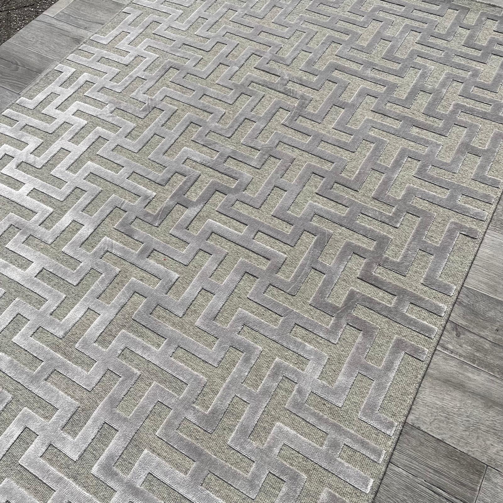 Brinker Chiara 517 Plumb Vloerkleed - 280x380cm - QF Living