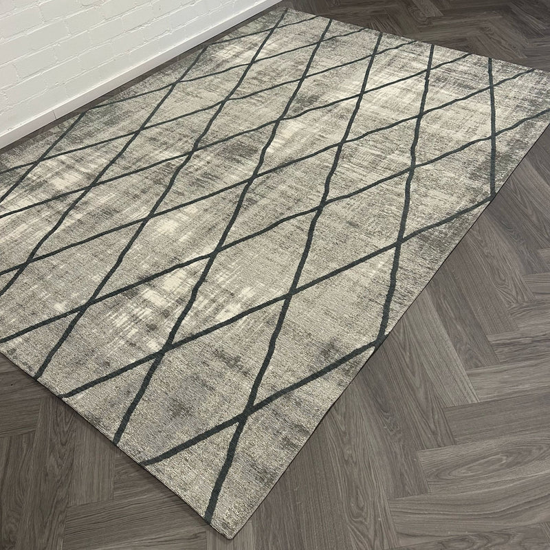 Brinker Cross Silver Grey Vloerkleed - 200x300cm - QF Living