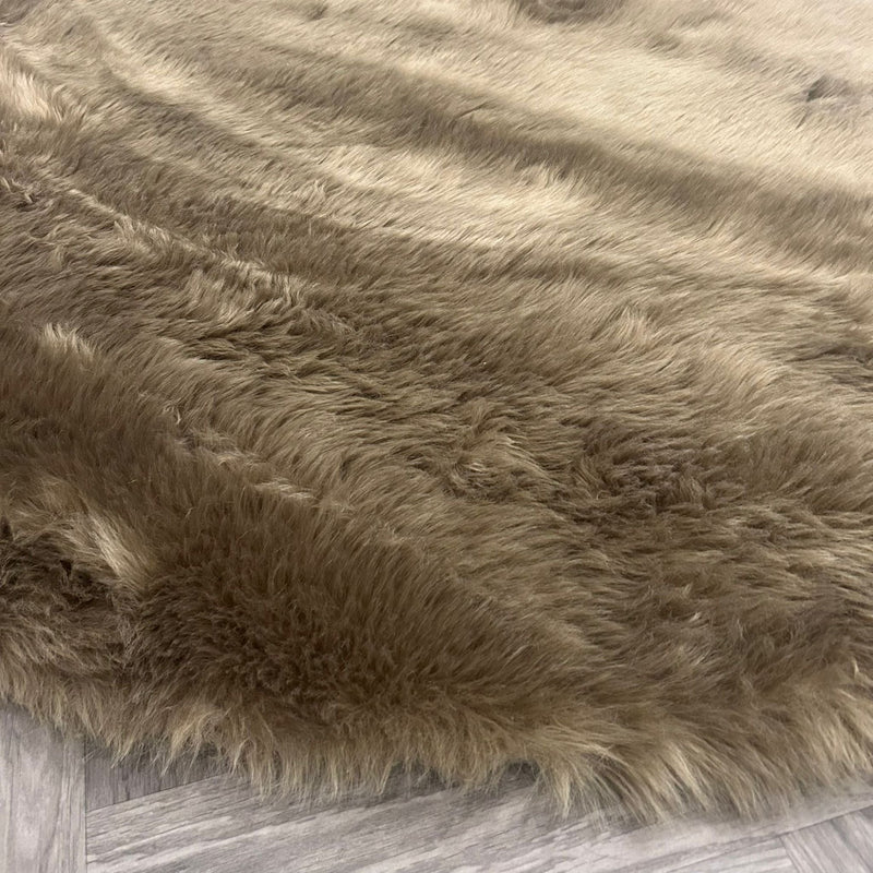 Brinker Carpets Fluffy Jaguar Brown - 180x180cm