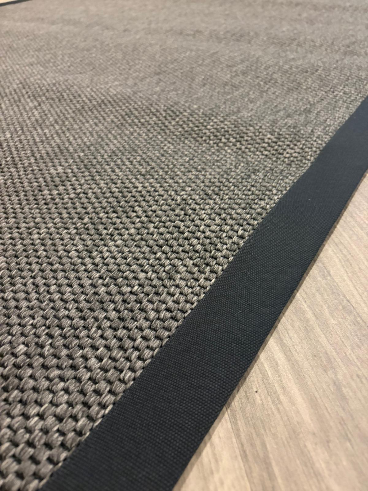 Brinker Lima Black Vloerkleed - 165x230cm - QF Living