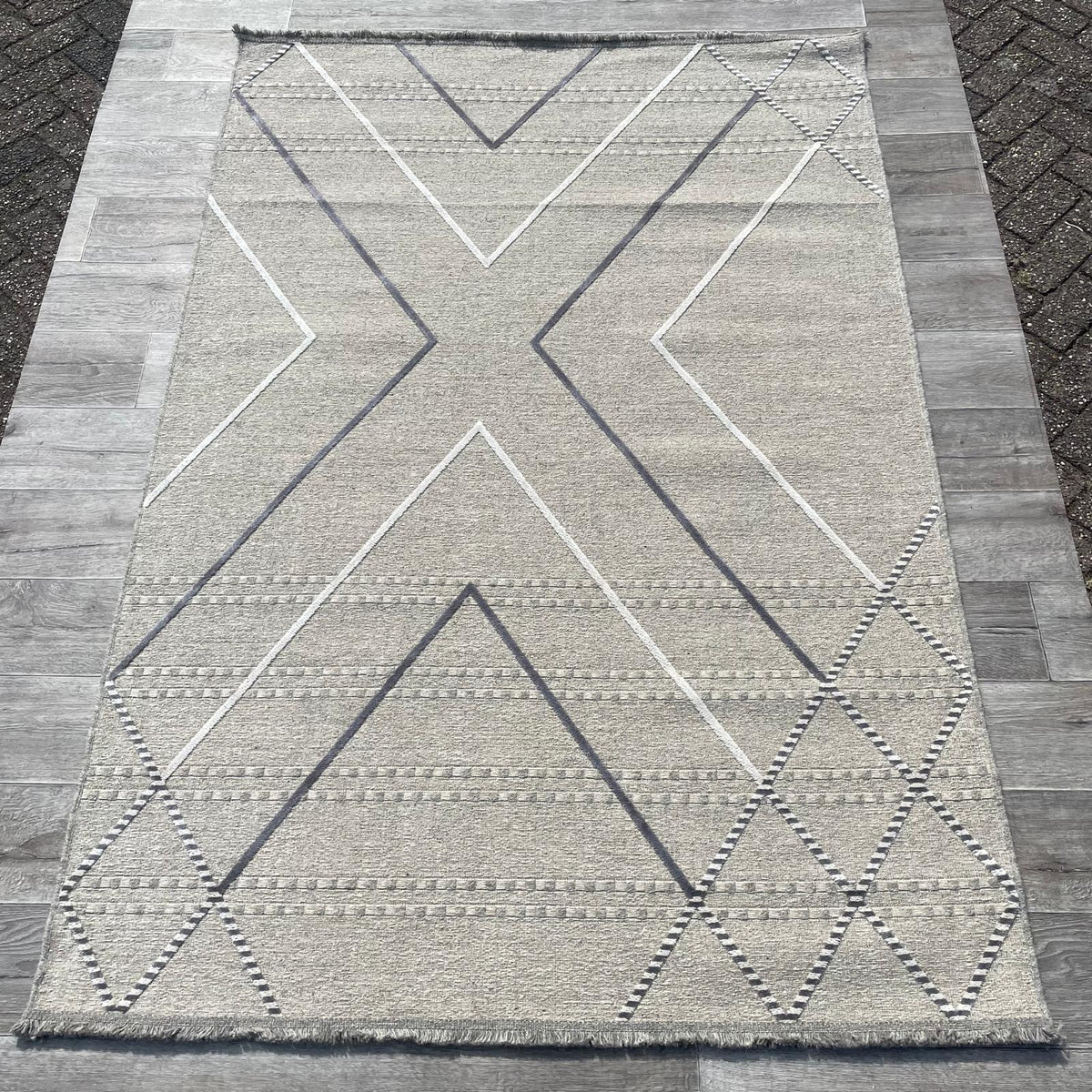 Brinker Loni 108 Beige Vloerkleed - 160x230cm - QF Living