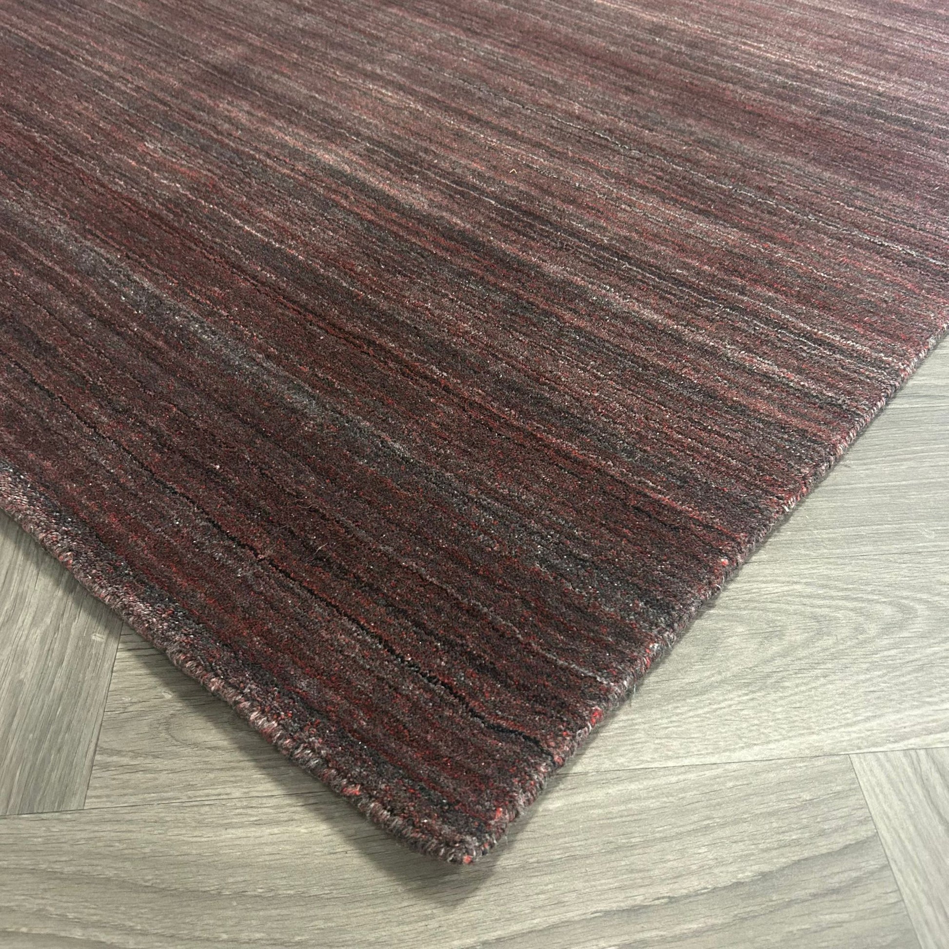 Brinker Palermo Royal Red Vloerkleed - 200x300cm - QF Living