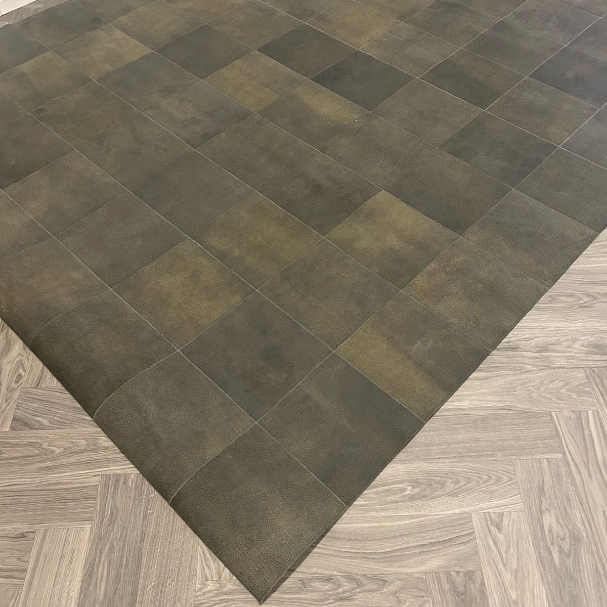 Brinker Rosso Olive Vloerkleed - 240x340cm - QF Living