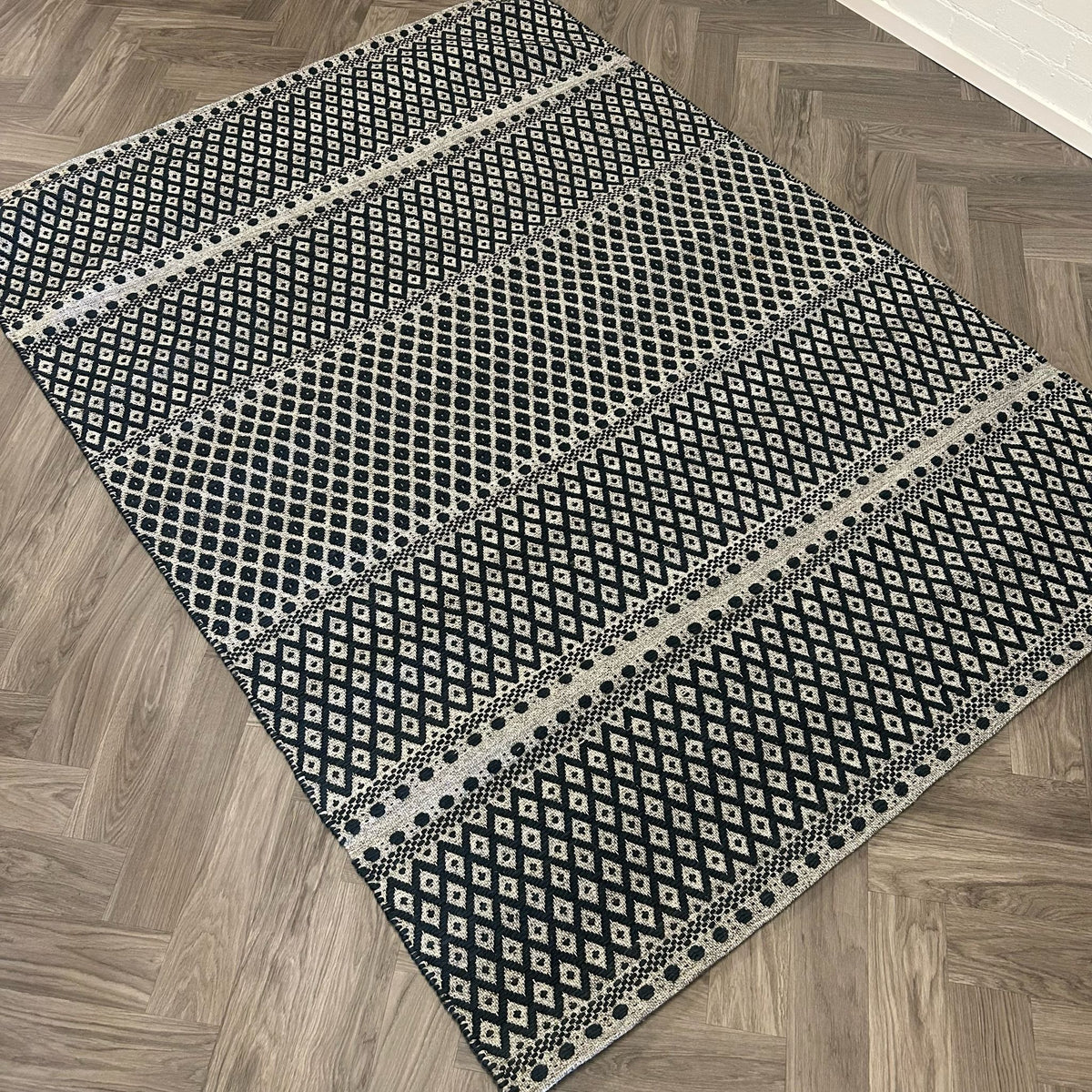 Brinker Saint Navy Vloerkleed - 200x300cm - QF Living