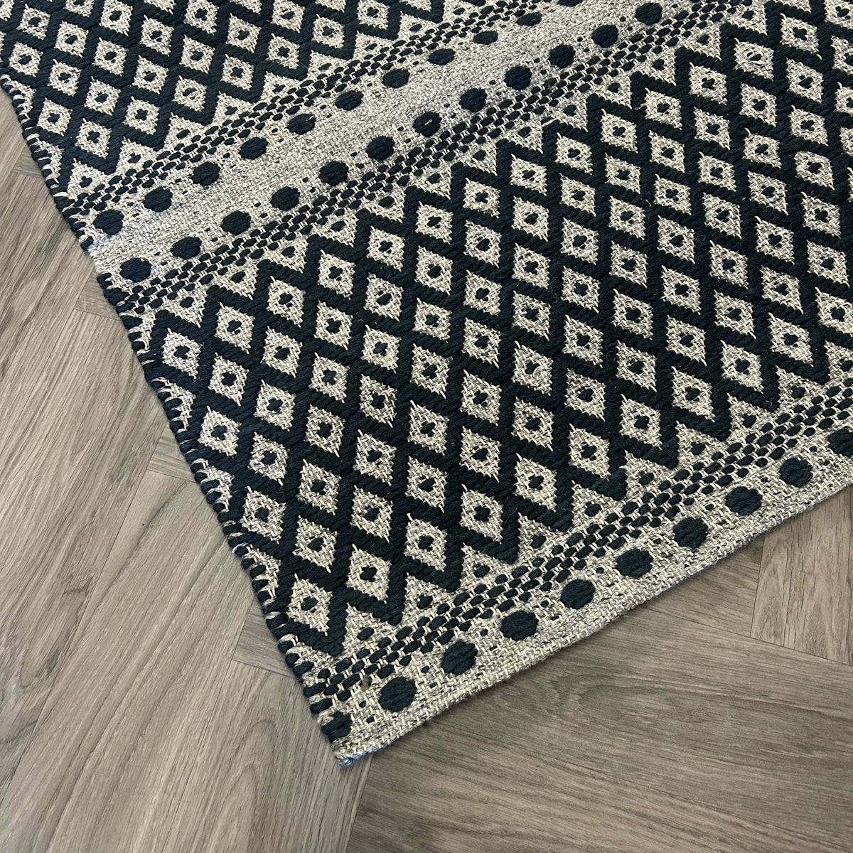 Brinker Saint Navy Vloerkleed - 200x300cm - QF Living