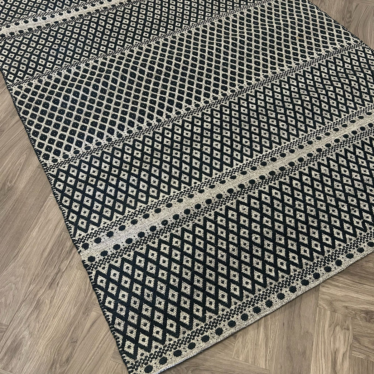 Brinker Saint Navy Vloerkleed - 200x300cm - QF Living