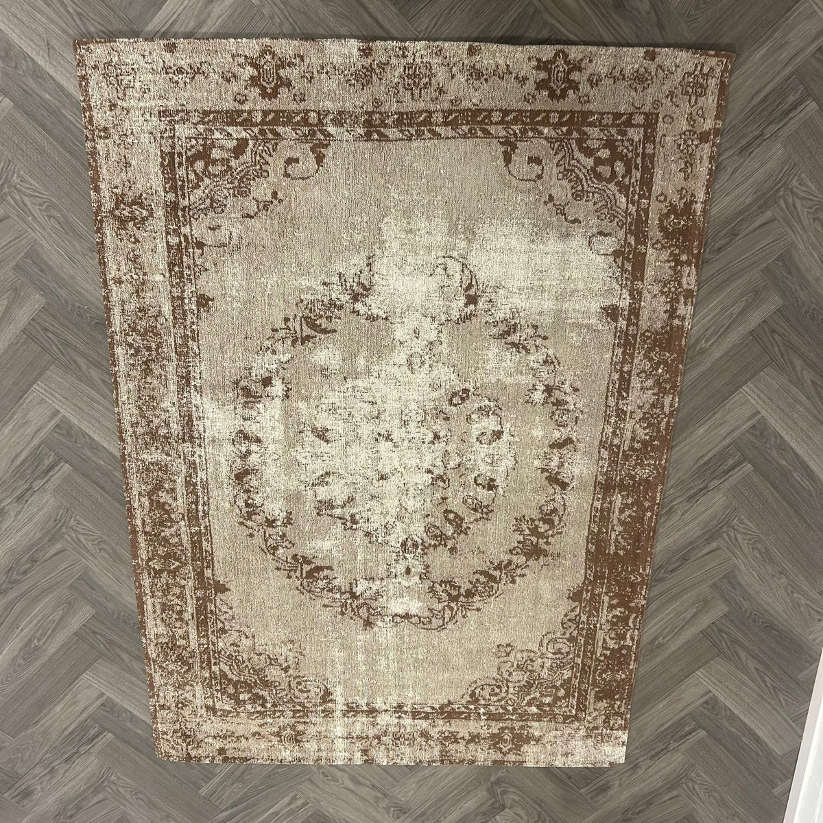 Brinker Superb Beige Vloerkleed - 160x230cm - QF Living