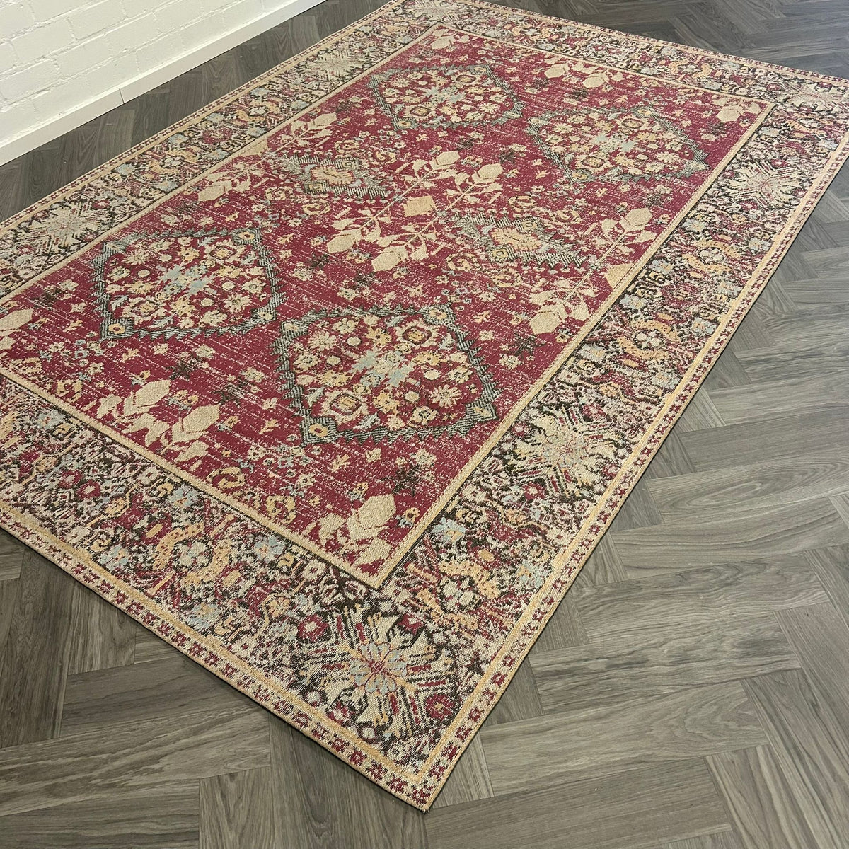 Brinker Tribal Pink Flambe - 200x290cm - QF Living