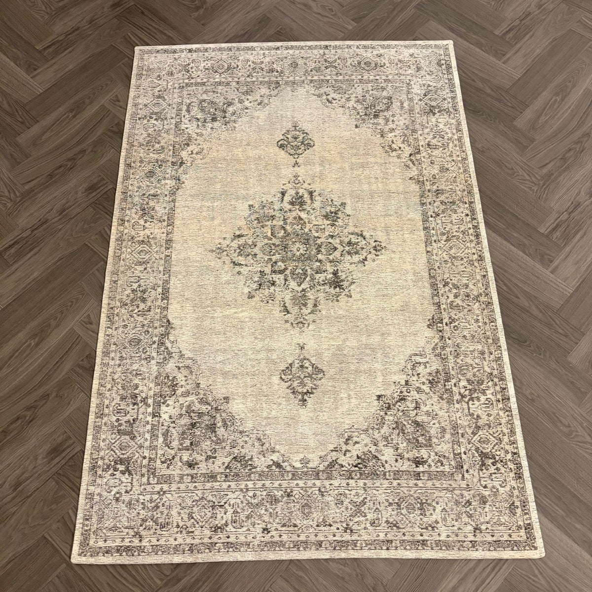 Brinker Triv 8668 Vloerkleed - 140x200cm - QF Living