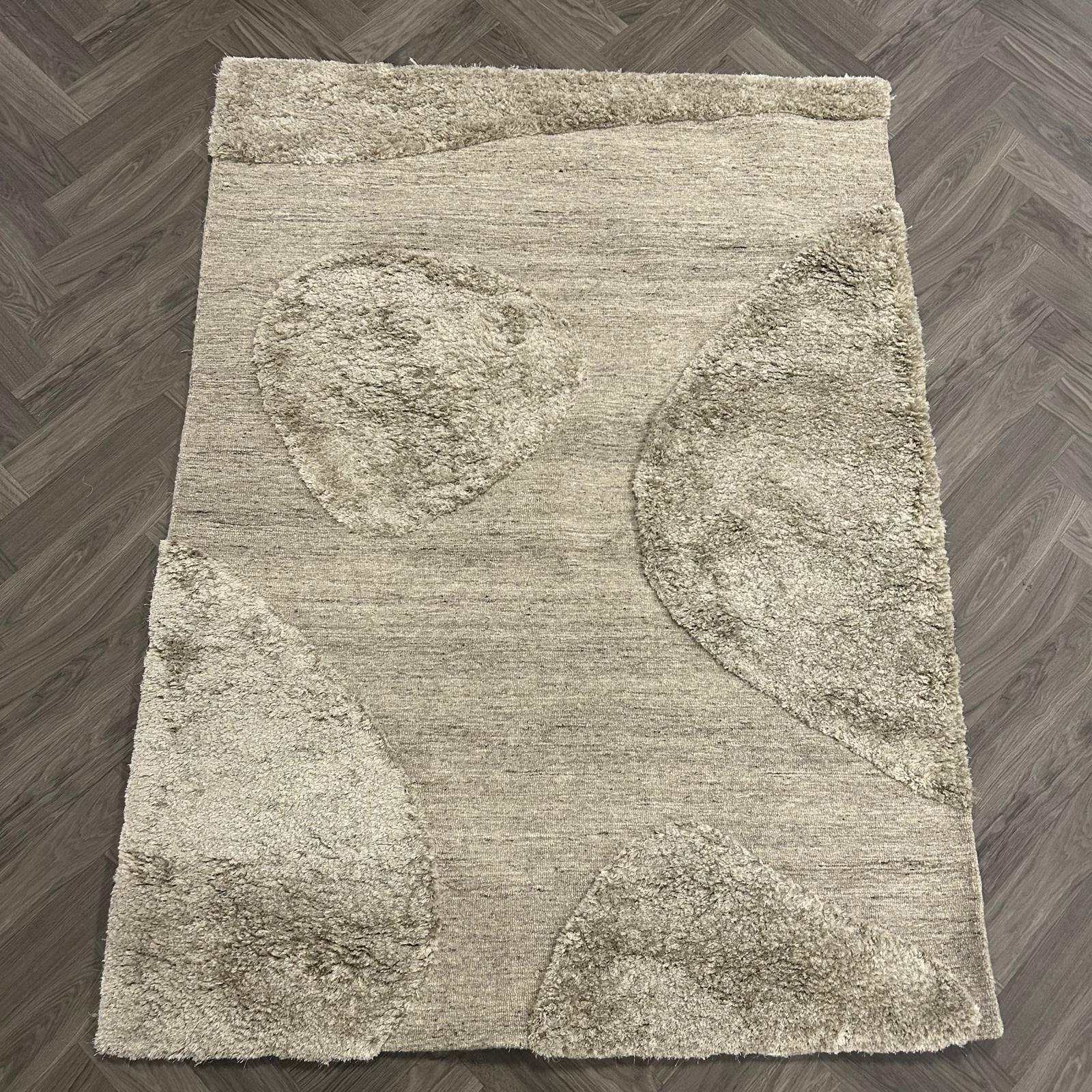 Montèl Graphics White 122 Vloerkleed - 170x230cm - aanzicht 1 - Vloerkleden Koning